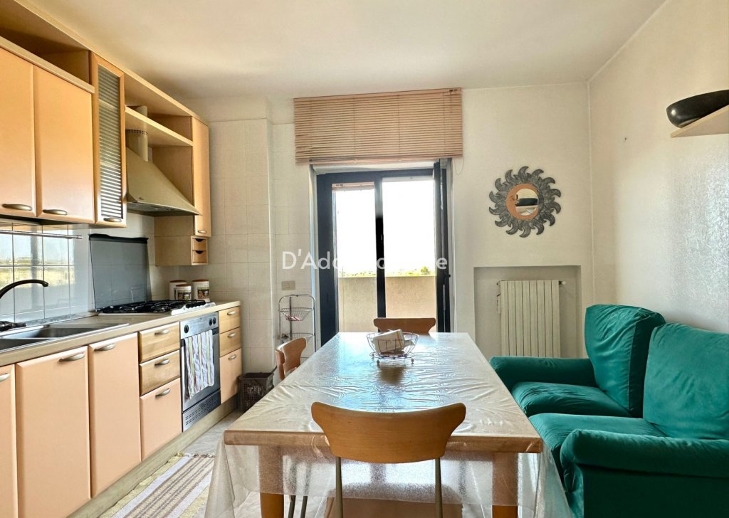 Rent four room Taranto - PARCO DEGLI OLEANDRI PAOLO VI - only referenced business travellers Locality 
