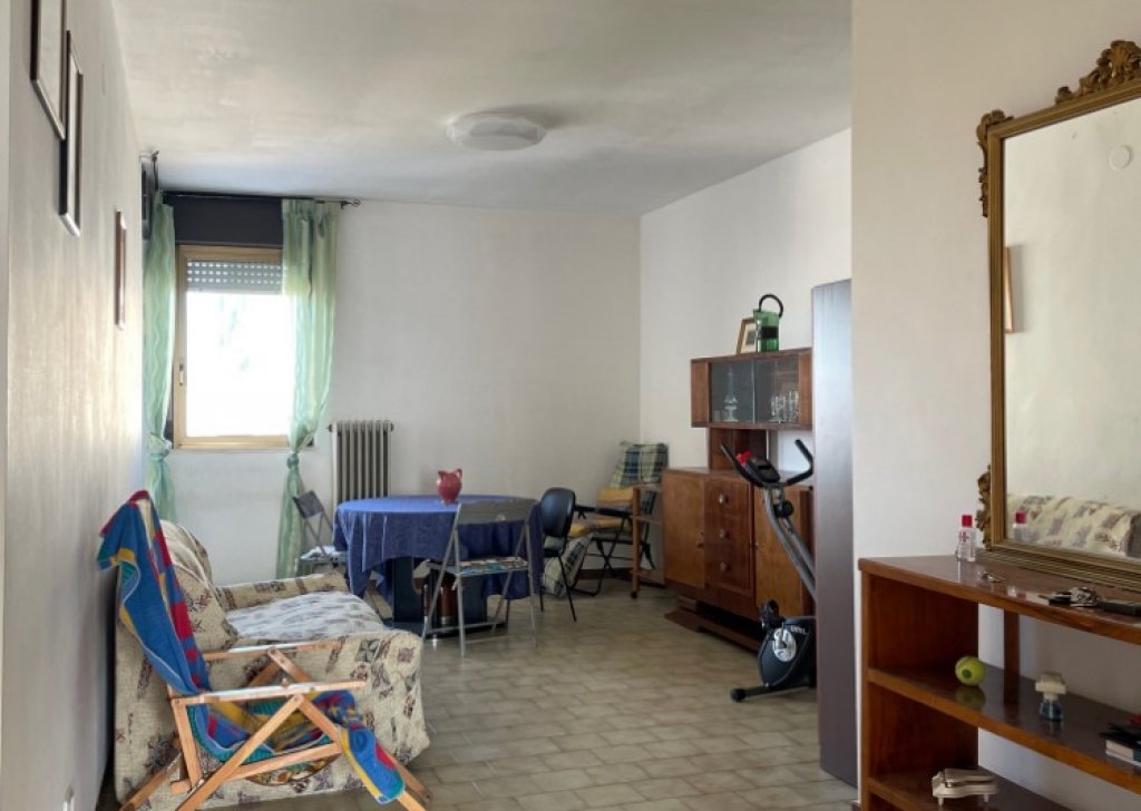 Affitto Appartamenti quadrivani Taranto - LUMINOSO QUADRIVANI VIA SALINA GRANDE Località Salinella