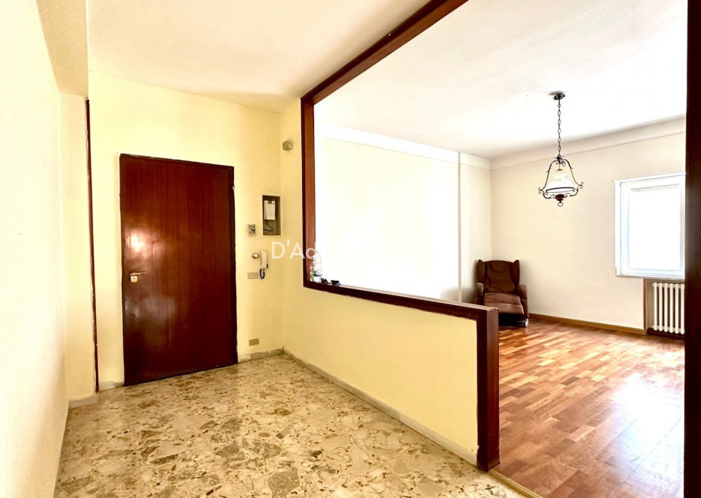 Sale four room Taranto - VIA VENETO - 4 ROOMS WITH GARAGE Locality 