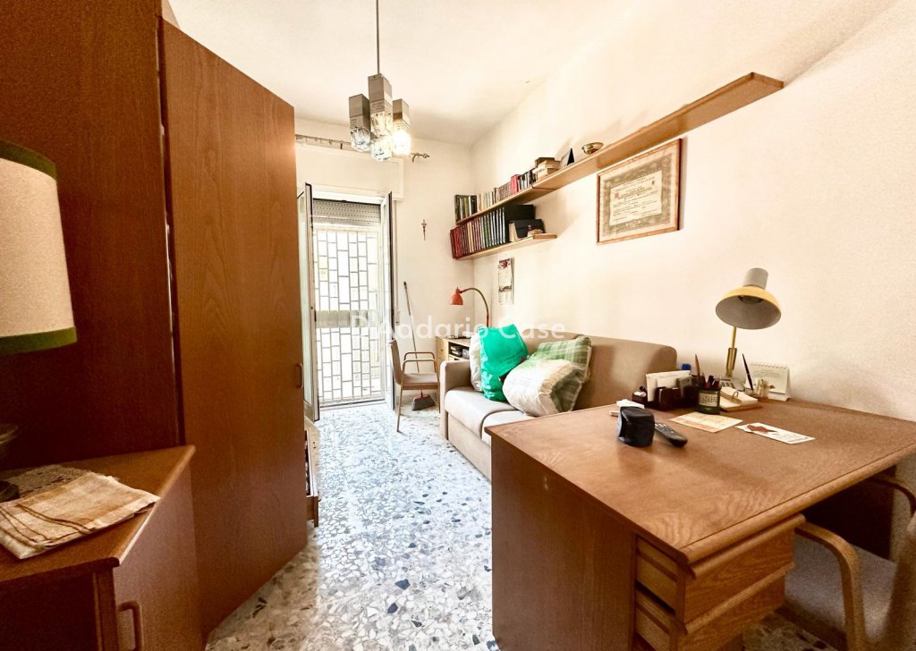 Appartamenti Trivani trilocale in vendita  110 m², Taranto, località Italia/Montegranaro