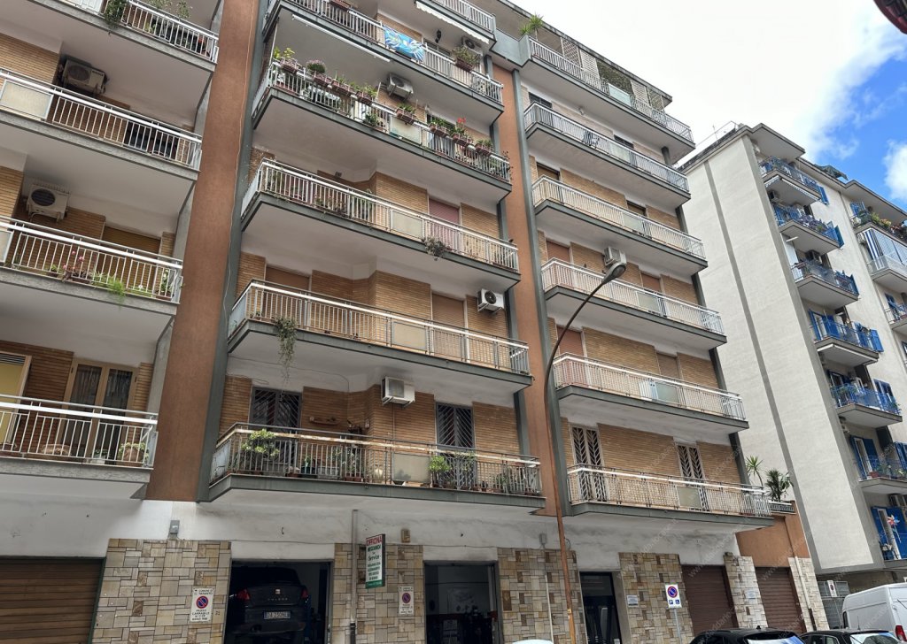 Vendita Appartamenti Trivani Taranto - TRIVANI - VIA VENETO CON POSTO AUTO Località Italia/Montegranaro