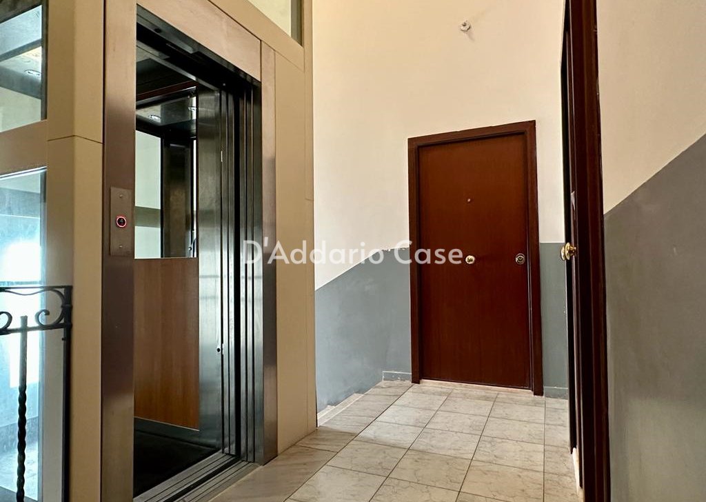 Sale Three-room apartments Taranto - VIA OBERDAN - LARGE 3 ROOMS Locality 