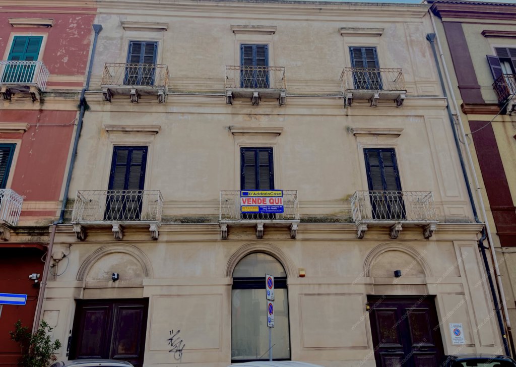 Vendita Immobili di Prestigio Taranto - INTERO STABILE D'EPOCA Località Borgo