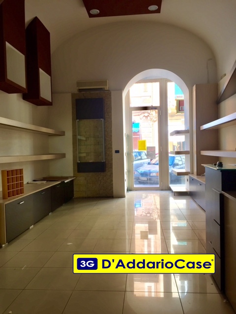 Negozio - Loc.Com. TARANTO affitto  Borgo  D