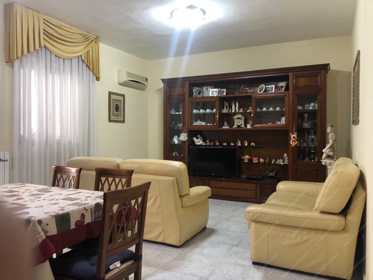 Appartamento TARANTO vendita  Taranto  D