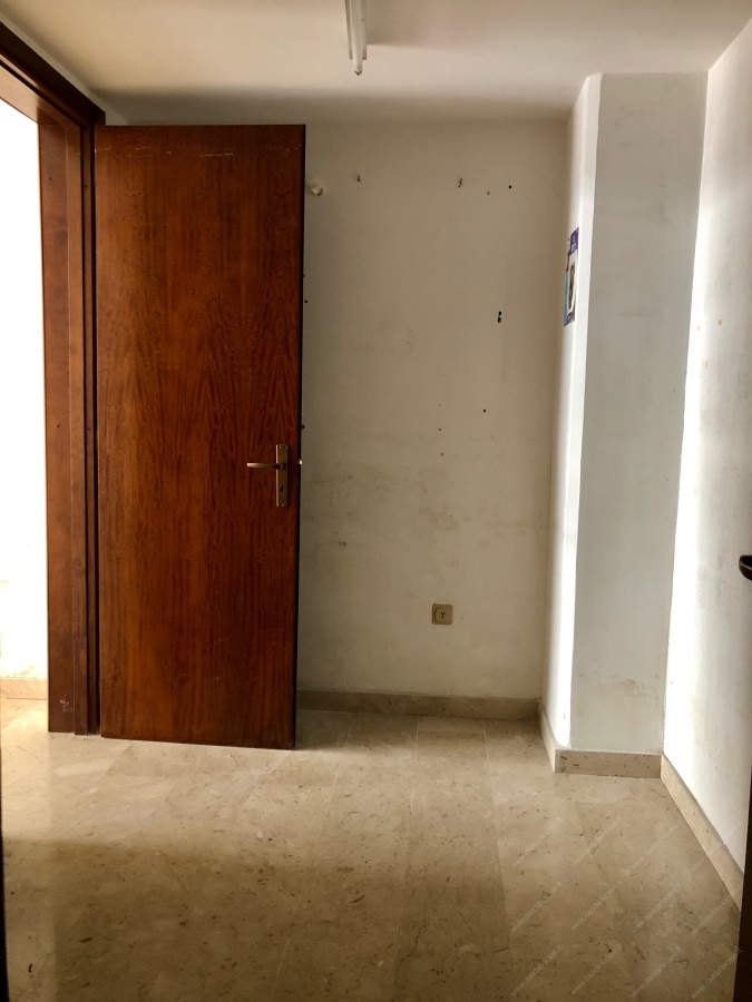 Negozio - Loc.Com. TARANTO vendita  Salinella  D