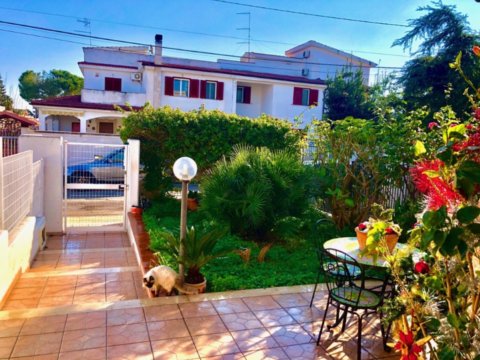 Villa Affiancata - Schiera TARANTO vendita  S. Vito/Lama/Carelli  D