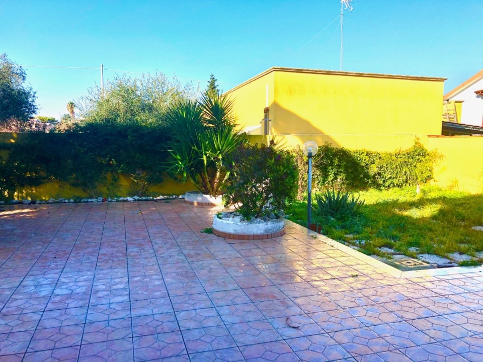 Villa Affiancata - Schiera TARANTO vendita  S. Vito/Lama/Carelli  D